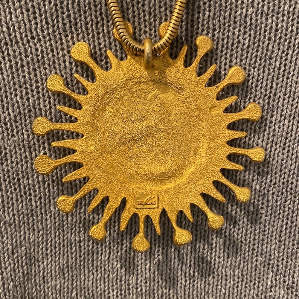 Vintage 1990s sun costume jewelry necklace from The Icing - Picture 2 of 5